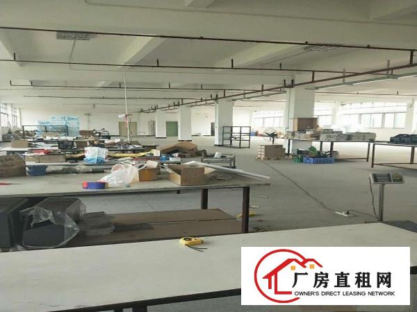  横沥镇石涌蚬金工业区整层带装修厂房1400平招租