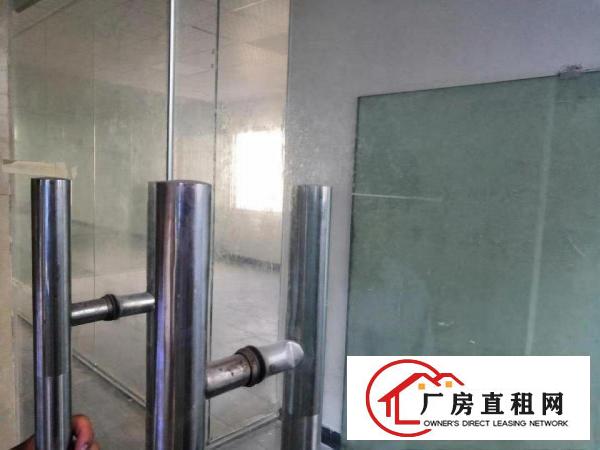  横沥河畔工业区独院工厂房3600平招租（电630KVA）