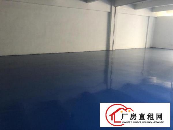  横沥工业区里面分租三楼厂房850平，租金8块钱