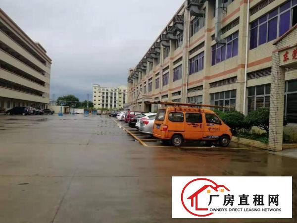  竹园精装修二楼2600平方厂房出租，空地大