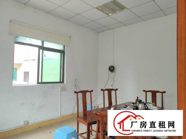  寮步原房东厂房出租一楼1000平有行车办公室装修