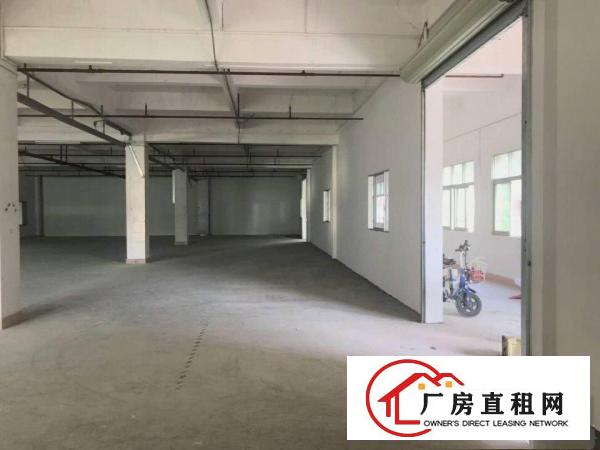  寮步镇小独院厂房1000平方出租，交通方便