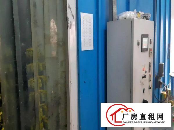 带现成五金喷油环评原房东厂房出租。