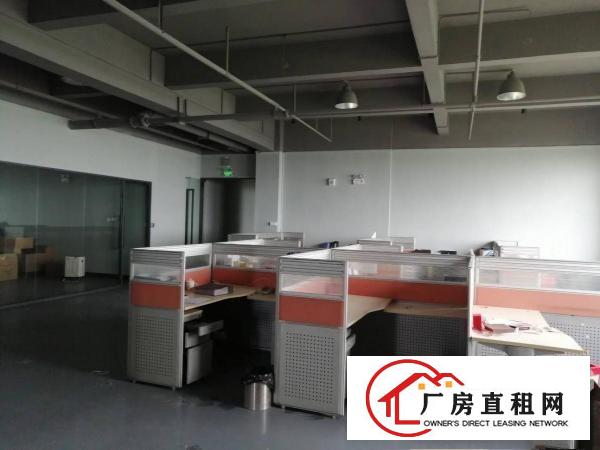  现成无尘车间3000平米3吨货梯可分租低价招租