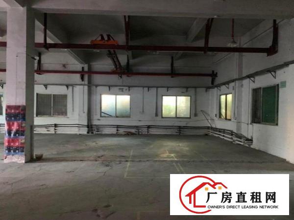  黄家壆一楼带行车新空出厂房560平米行车免费使用