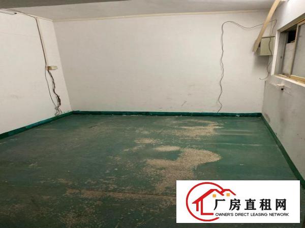  现有层高5米厂房200平方出租，现成办公室3.4间，可分租