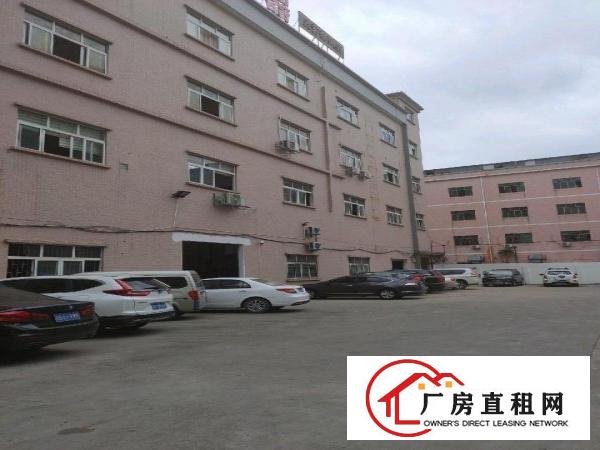  东莞石碣刘屋二楼700平方²厂房分租，现成装修，随时看厂