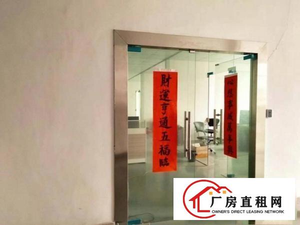 石碣镇水南厂房招租楼上1000方合适各种小电子制衣等
