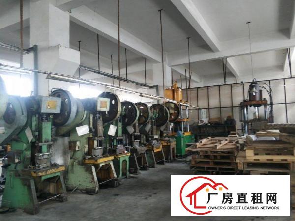  万江工业区一楼出租1200平，高度6.5米