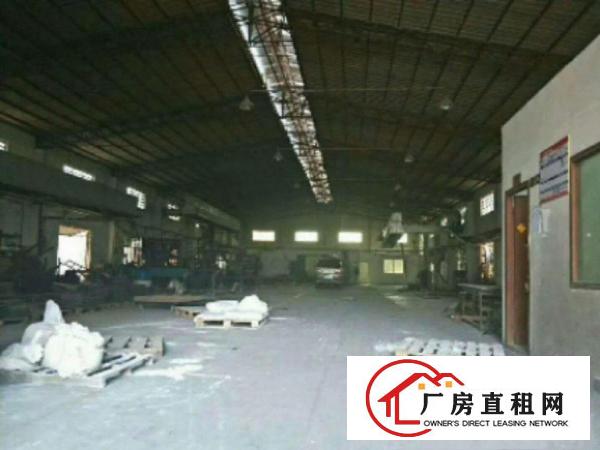  万江拔蛟窝国道新出独门独院单一层砖墙到顶厂房1750平方出租
