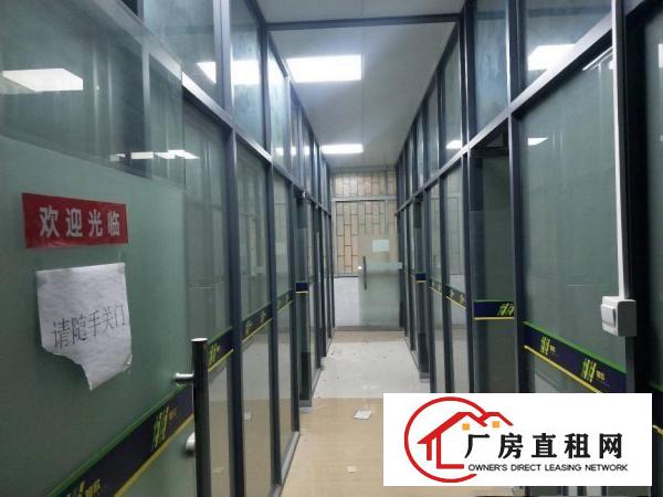  万江新和工业区新出原房东独院标准厂房一楼2600平方