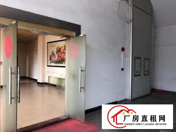  兴隆新出！原房东厂房一楼1650平米出租现成装修
