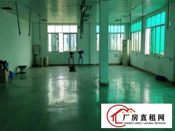  南城三楼1200平招租独门独院水电办公室齐全