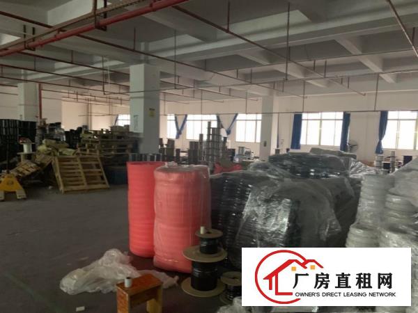  南丫新出精装修1500平厂房两个全新货梯，可办环评