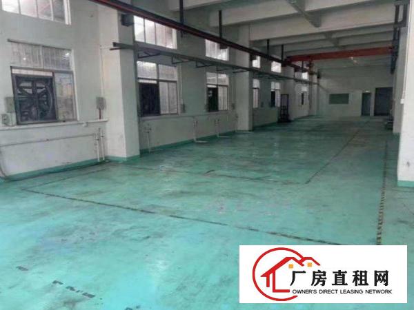  吴家涌新出1楼650平带行车办公室，水电齐全厂房出租
