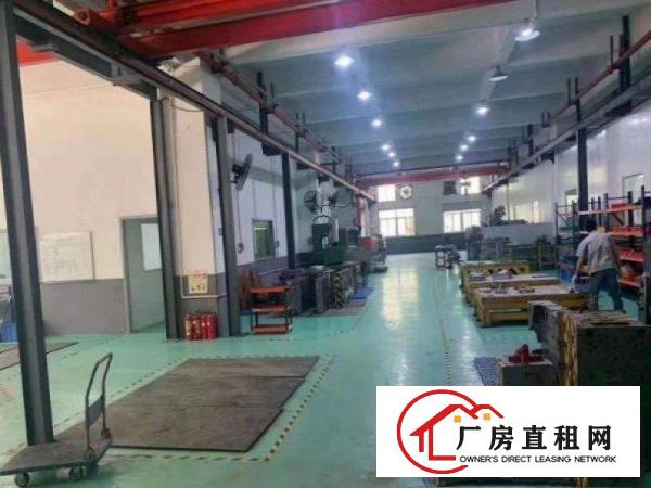  吴家涌新出1楼650平带行车办公室，水电齐全厂房出租