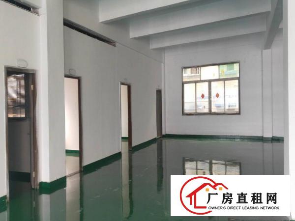  新出！平湖华南城西门边上工业园168平方带办公室装修厂房急租
