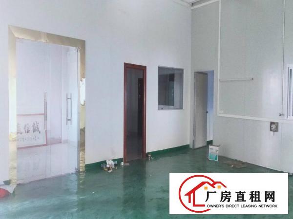 新出！平湖华南城西门边上工业园168平方带办公室装修厂房急租