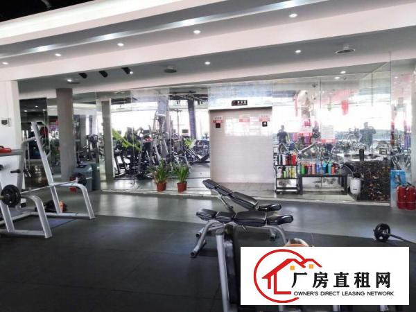  塘坑地铁口现成1400平方展厅出租之前是健身房会所
