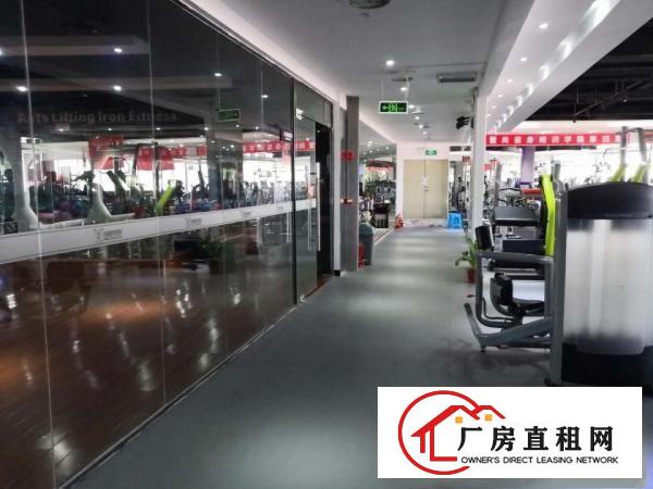  塘坑地铁口现成1400平方展厅出租之前是健身房会所