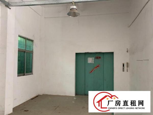  独门独院，交通方便，现成水电