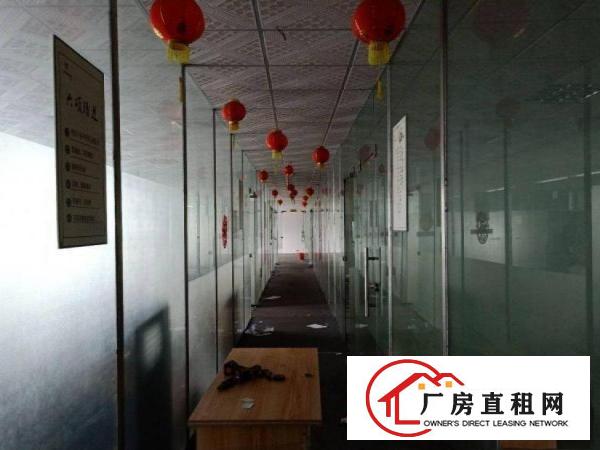  横岗189工业园新出一楼厂房800平方，线路齐全，空地大