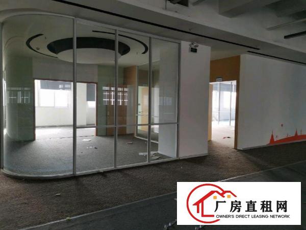  横岗地铁口精装修厂房便宜出租，可以分租