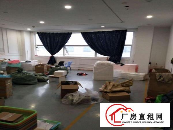  横岗志健时代广场附近二楼460平方带装修厂房出租