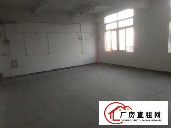  横岗四联小学270平米小面积厂房出租