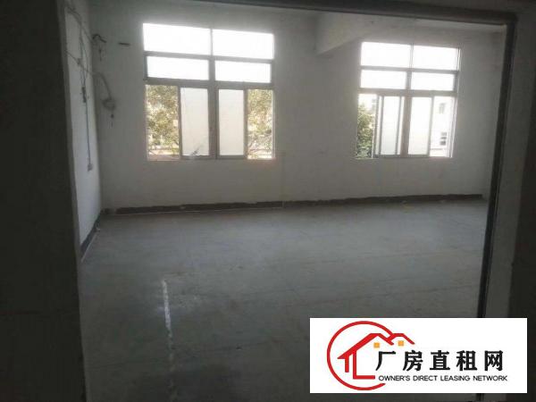  横岗四联小学270平米小面积厂房出租