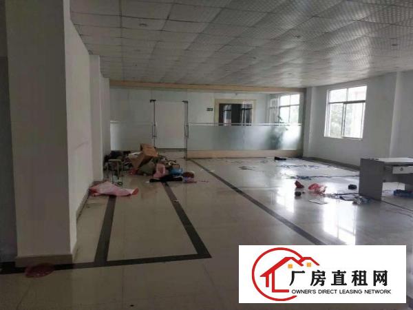  横岗大运地铁站50米原房东无公摊出租600平