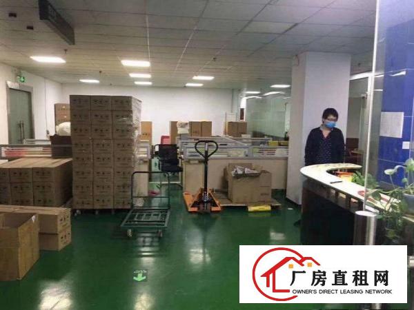  横岗志盛楼上1000平带精装修厂房出租，无转让费，布局合理！