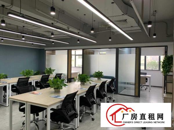  龙岗区横岗地铁口厂房出租，10-200平，可分割，包水电费