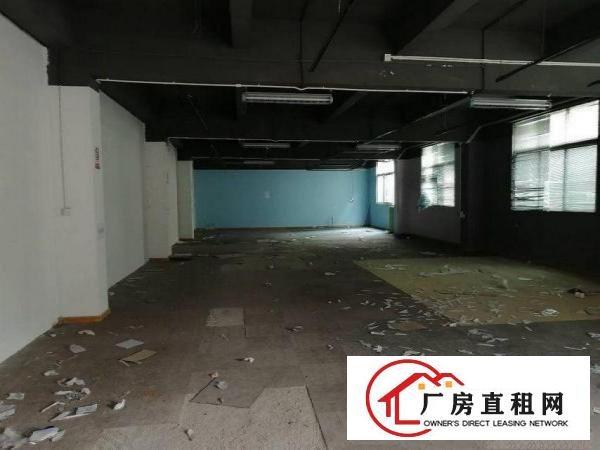  横岗茂兴路楼上750平米带装修厂房出租，物业直租！