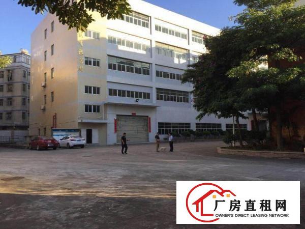  龙岗横岗大康三楼800平带电梯送装修招租（可分租)