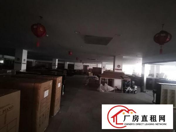  横岗地铁口1000平可做电商，办公，展厅