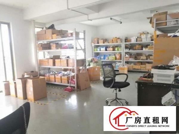  横岗西坑村楼上新出500平精装修水电齐全厂房出租，消防合格