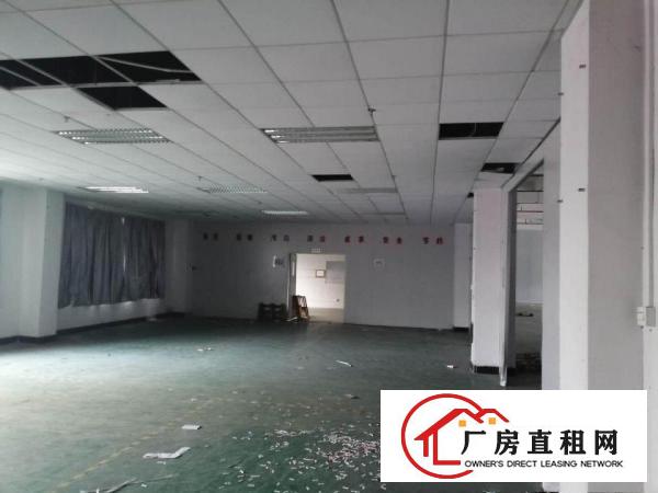  横岗菏坳地铁站旁二楼精装1000平米出租