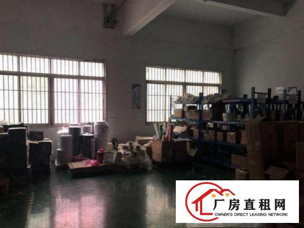  横岗新光村房东直租一楼厂房580平，电大，价格可谈