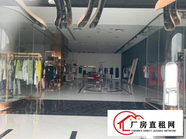  出租横岗地铁站附近一楼现成精装服装展厅450平米