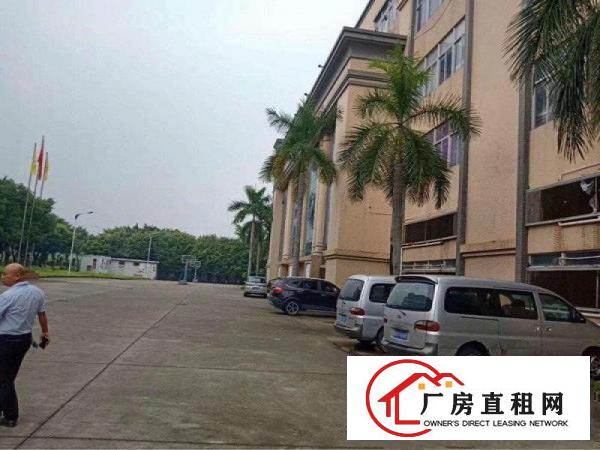  龙岗地铁口原房东厂房出租1480平带装修空地大可分租