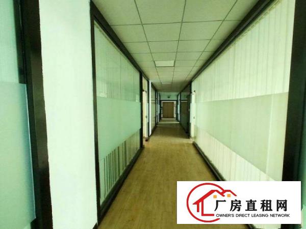  横岗龙岗大道原房东厂房1250平二楼整层招租可分租，一应俱全