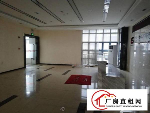  横岗四联豪华装修厂房楼上2950平出租可分租，现成装修