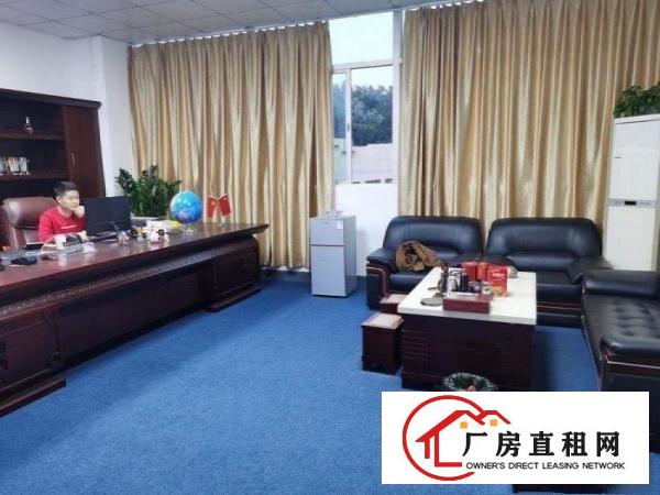  横岗六约新出楼上一整层精装修450平厂房出租，上下货方便