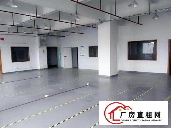  横岗茂兴路招租楼上厂房580平，有红本