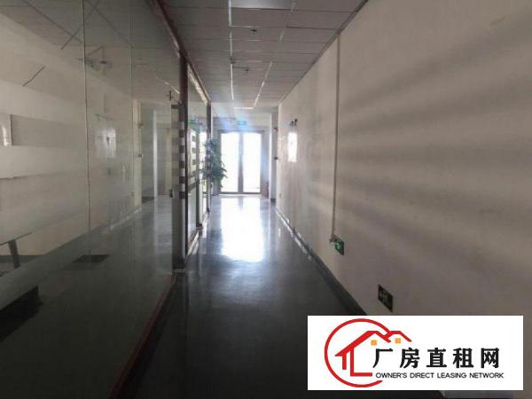  横岗四联新出2楼680平电子设备厂房出租，不需转让费
