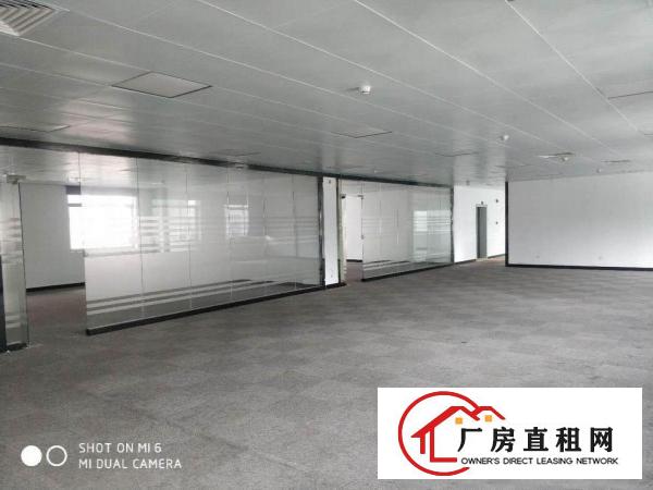  横岗地铁口村委独门独院办公大楼3600平无公摊企业总部，教育