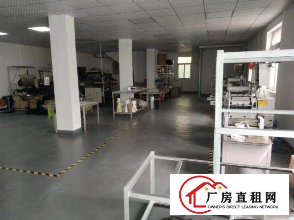  横岗荷坳地铁口厂房一二楼300，600,900平米