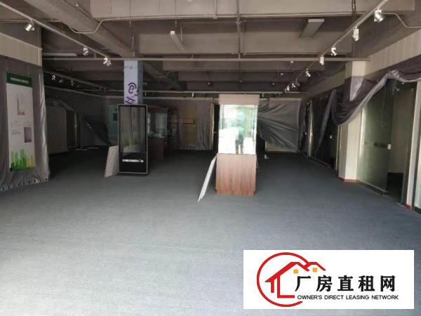  出租龙岗区横岗六和路楼上电商厂房仓库700平方，形象好