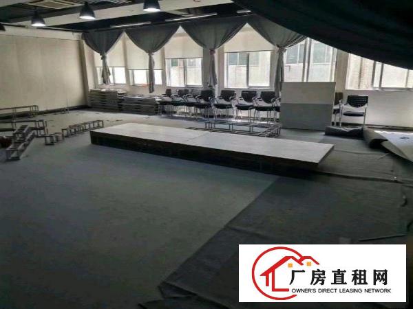  横岗六约地铁站边11000平方独院厂房出租